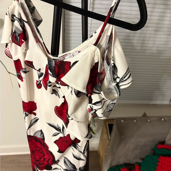 Floral Off-Shoulder Dress - Picture 3 of 5